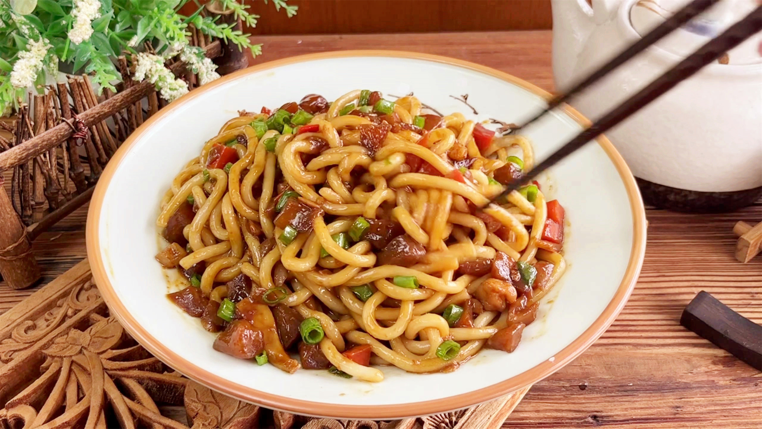 一口气吃精光的家常面,茄子 肉末是真的香,爱吃面条的看过来