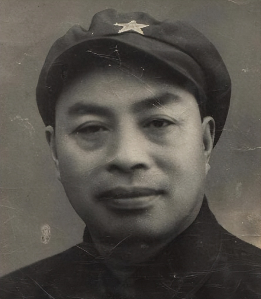 54年一农妇来到青岛点名要见一开国上将我是他25年未见的妻子