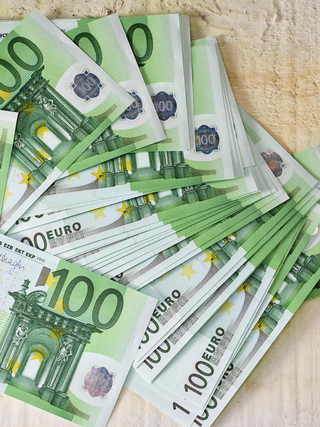 世界上最值钱的10种货币,前4种货币很少有人认识!