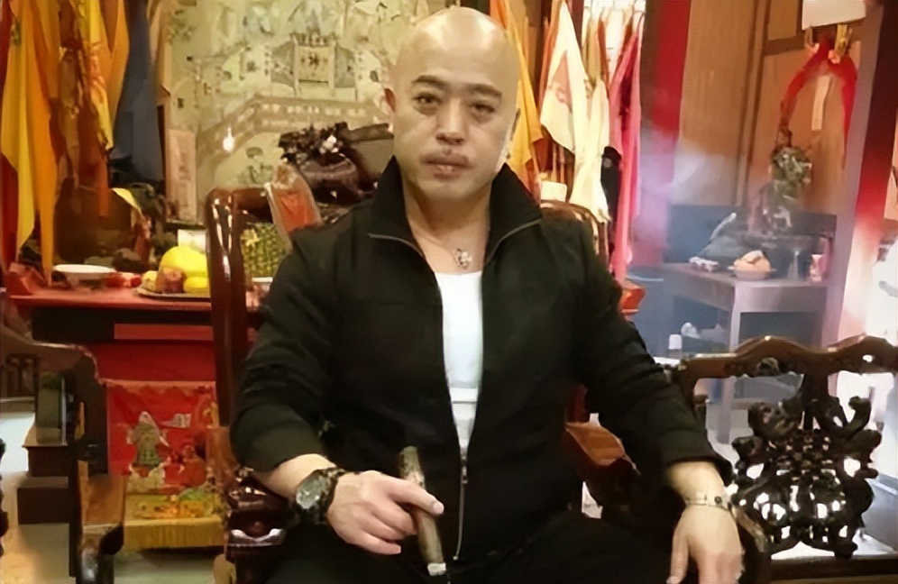 2016年美国华人黑帮老大周国祥,被判2900年监禁,称:从不害华人