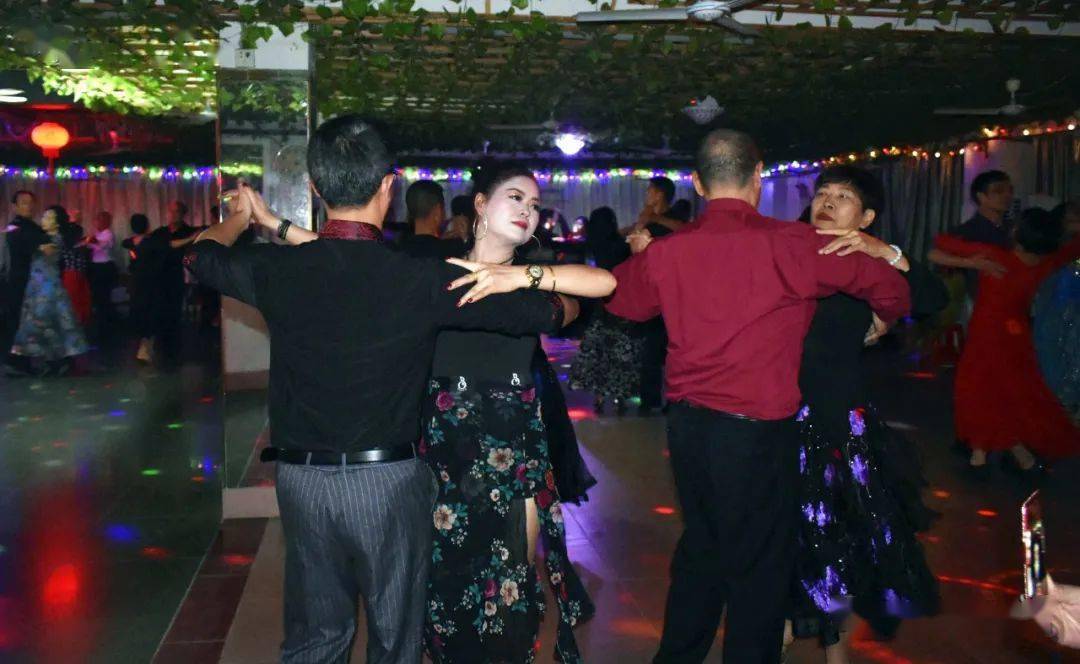 2004年,甘肃女毒枭被判死刑,临死前请求:能否把遗物留给家人?