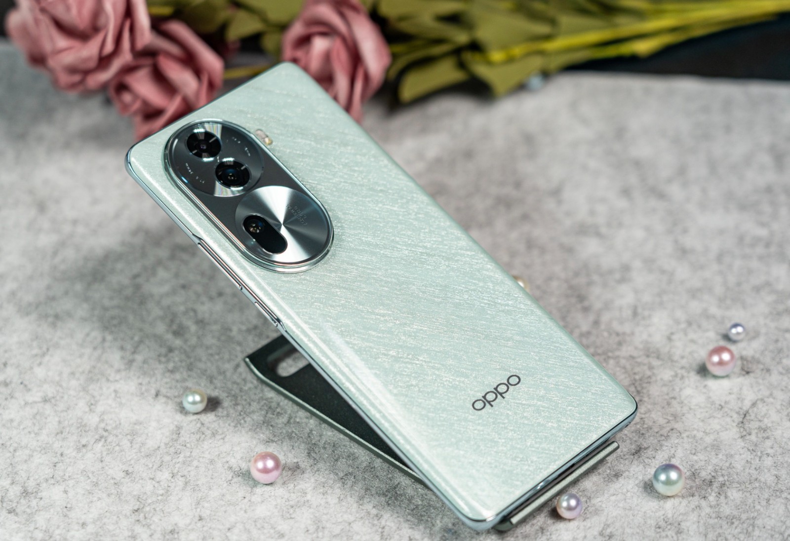 oppo手机11多少钱一个(opporeno11官方价格)