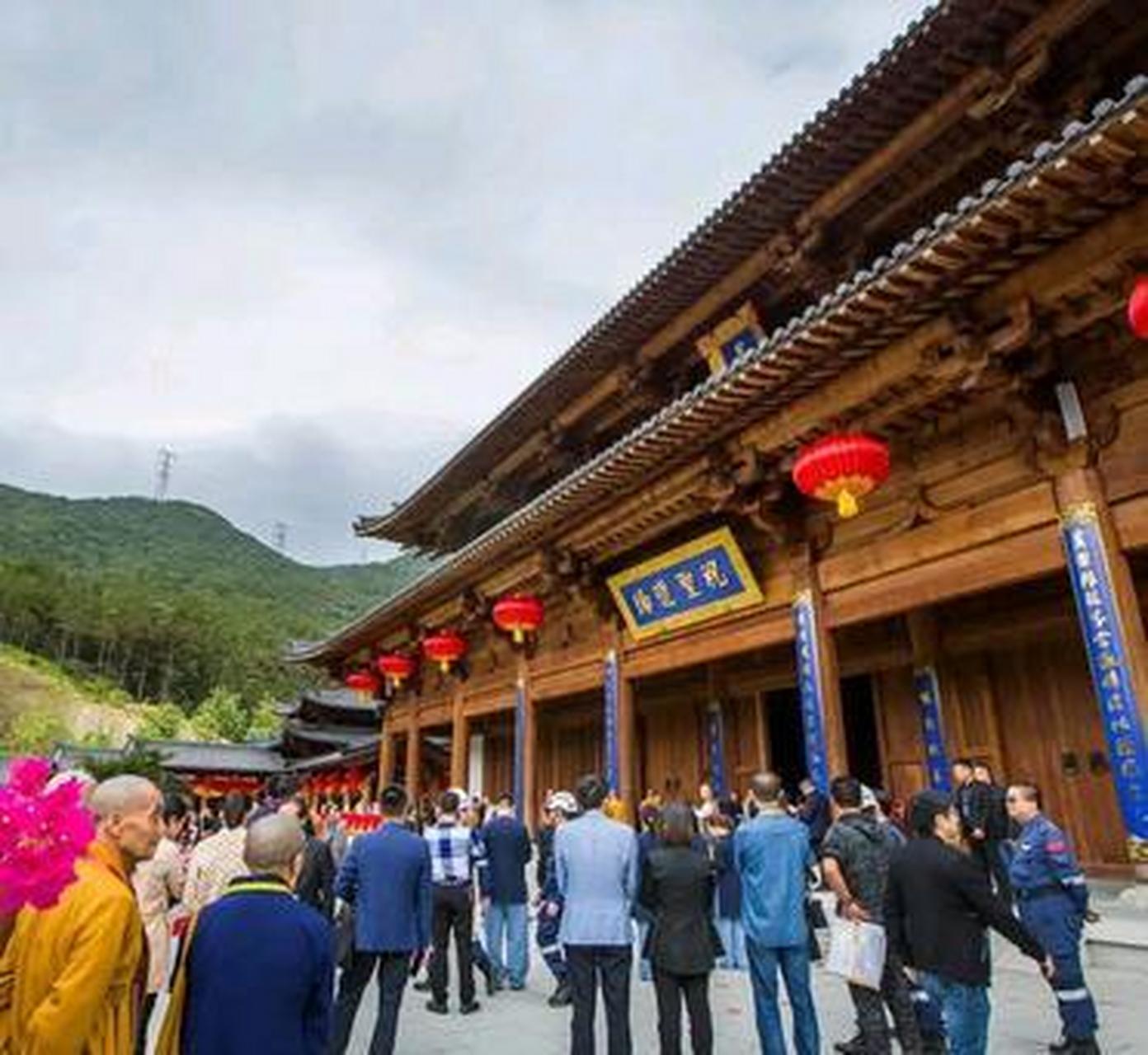 曹德旺参观黄檗寺时,寺庙需要修斋堂,可要1600万