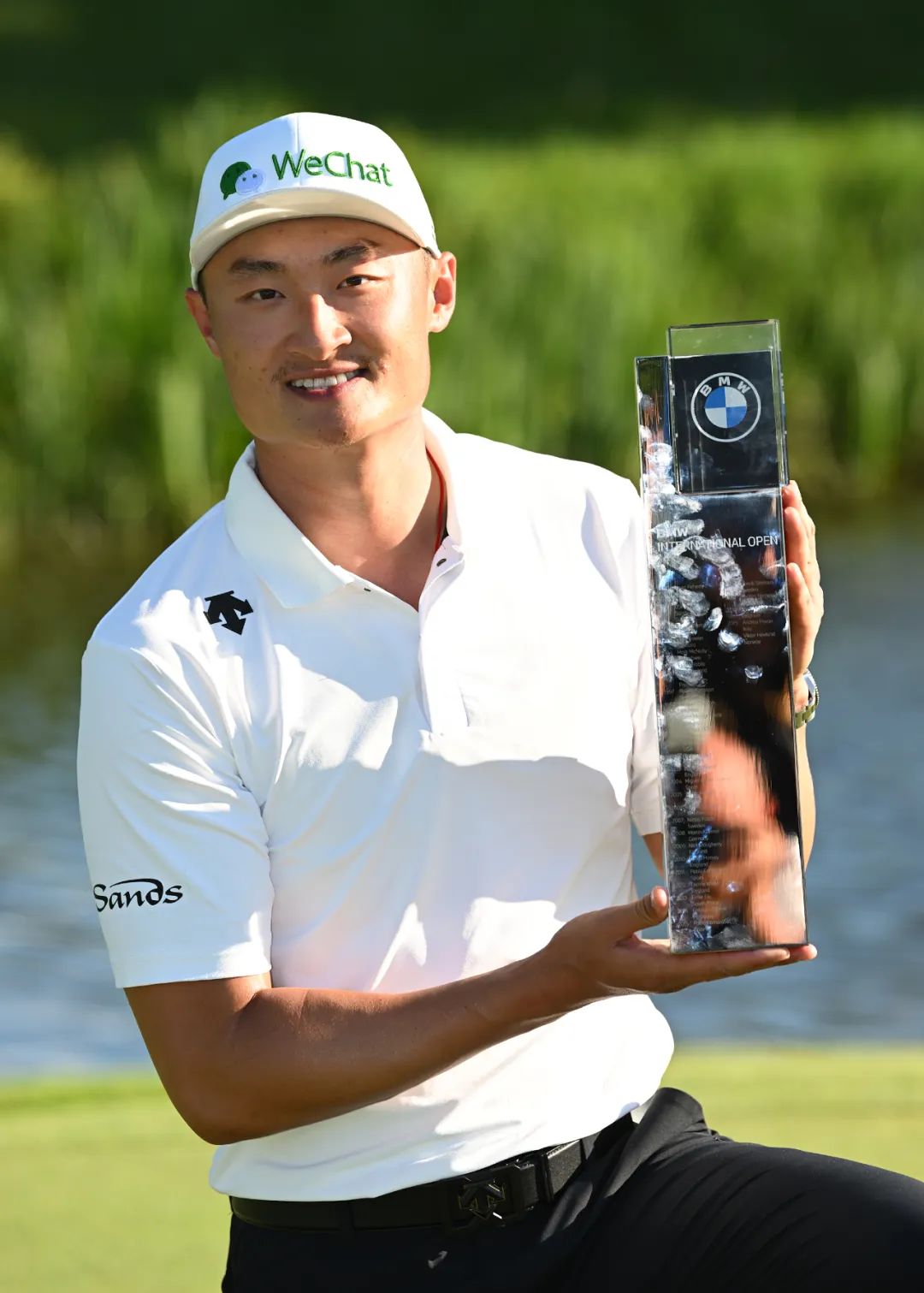 pgm代言人李昊桐喜获bmw国际高尔夫公开赛冠军!