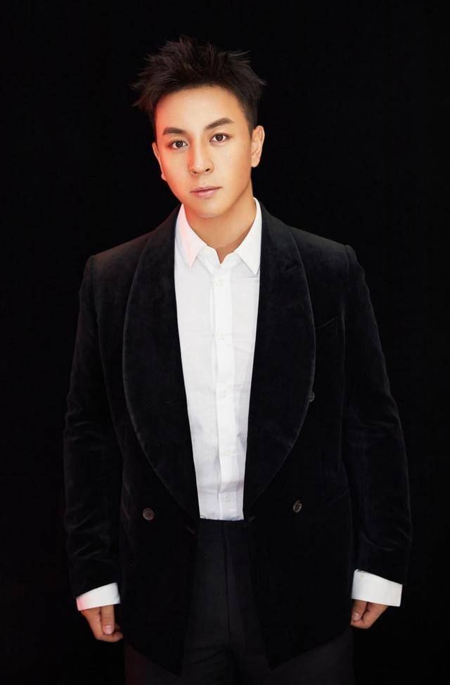 释小龙:帅气的童星,后来却渐渐的销声匿迹