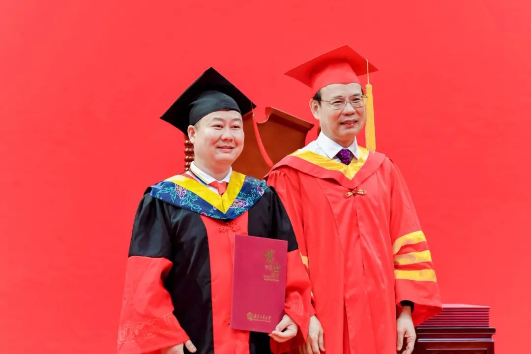 广东工业大学：今日，12353名本硕博毕业生毕业，开启新征程！