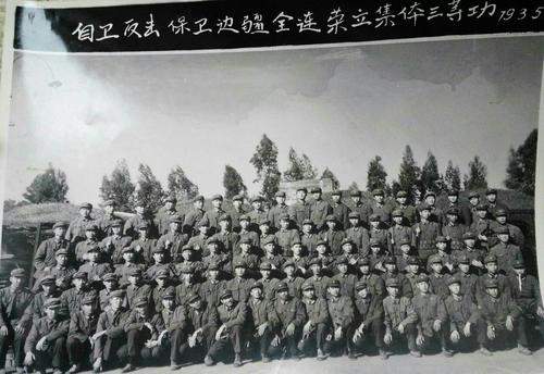 战士岩龙1人击毙56人,越军诈降将他杀害!战友:不该抓俘虏啊