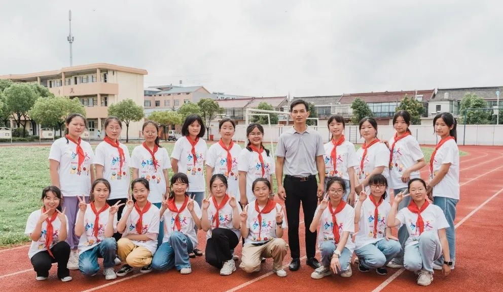 扬州市江都区仙女镇双沟小学举行2023届六年级毕业典礼