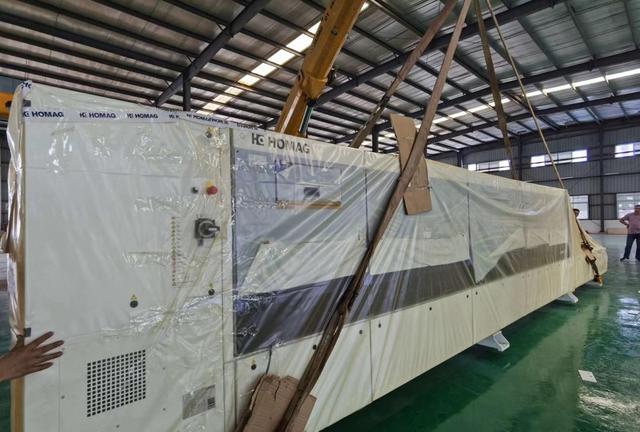 德国豪迈激光封边机入驻德国芬迪家居