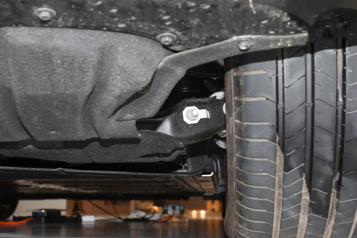 纯电野马来势汹汹,双驱动 长续航,带你看福特 mustang mach-e