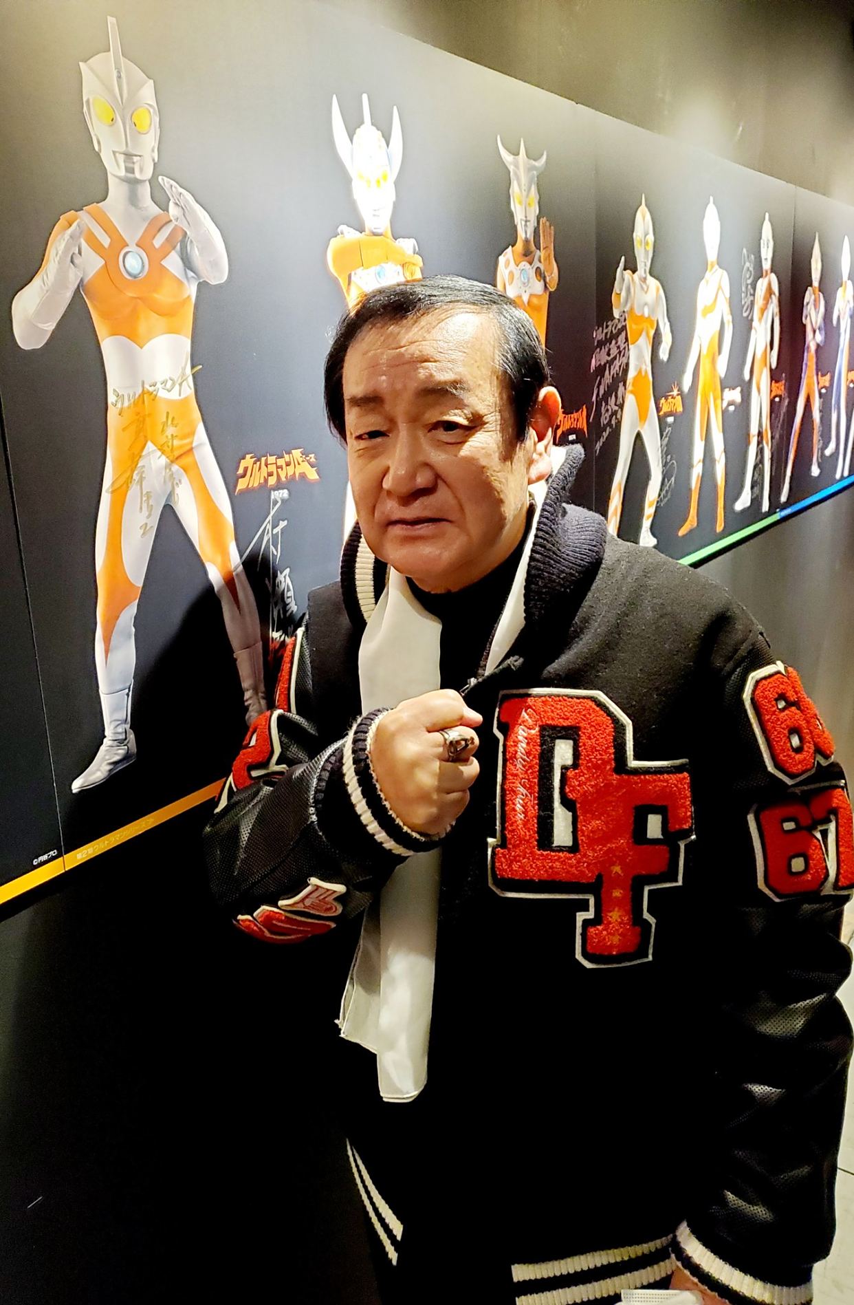 艾斯奥特曼 高峰圭二为战败纪念日发声,遭网友批评,不是终战?