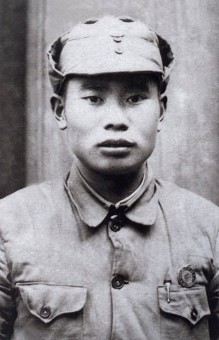 临阵换将乃兵家大忌!中越开战前,为何用杨得志替换虎将王必成?