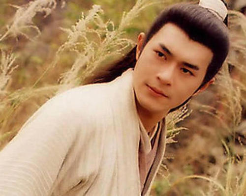 独孤求败剑冢有四把剑,杨过只选了一把玄铁剑,原因为何?