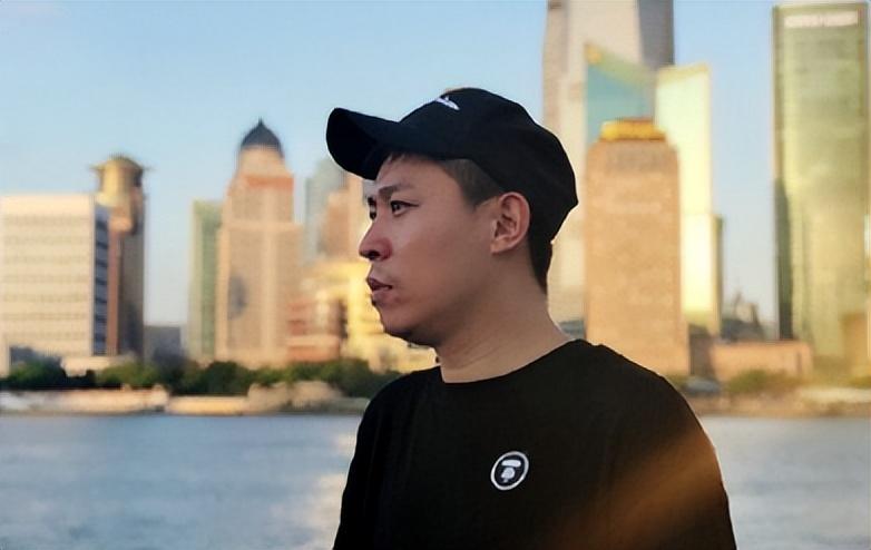 德云社李鹤东从街头混混到被郭德纲收为义子