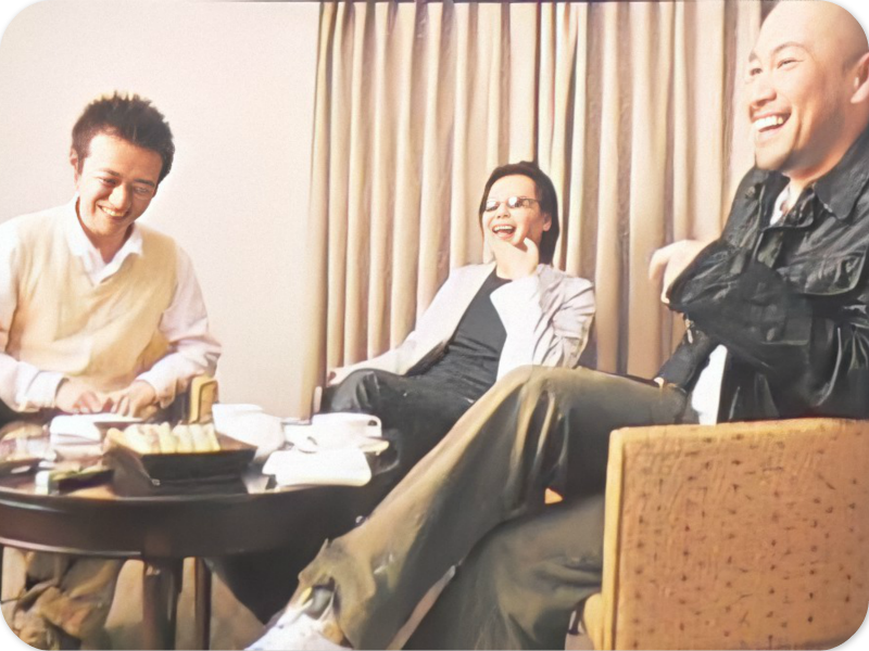 日本漫画编年史:手冢治虫与万籁鸣握手的1988年