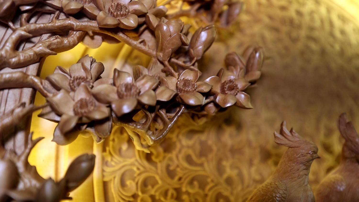 红木家具丝翎檀雕 臻匠红木带你了解雕刻工艺