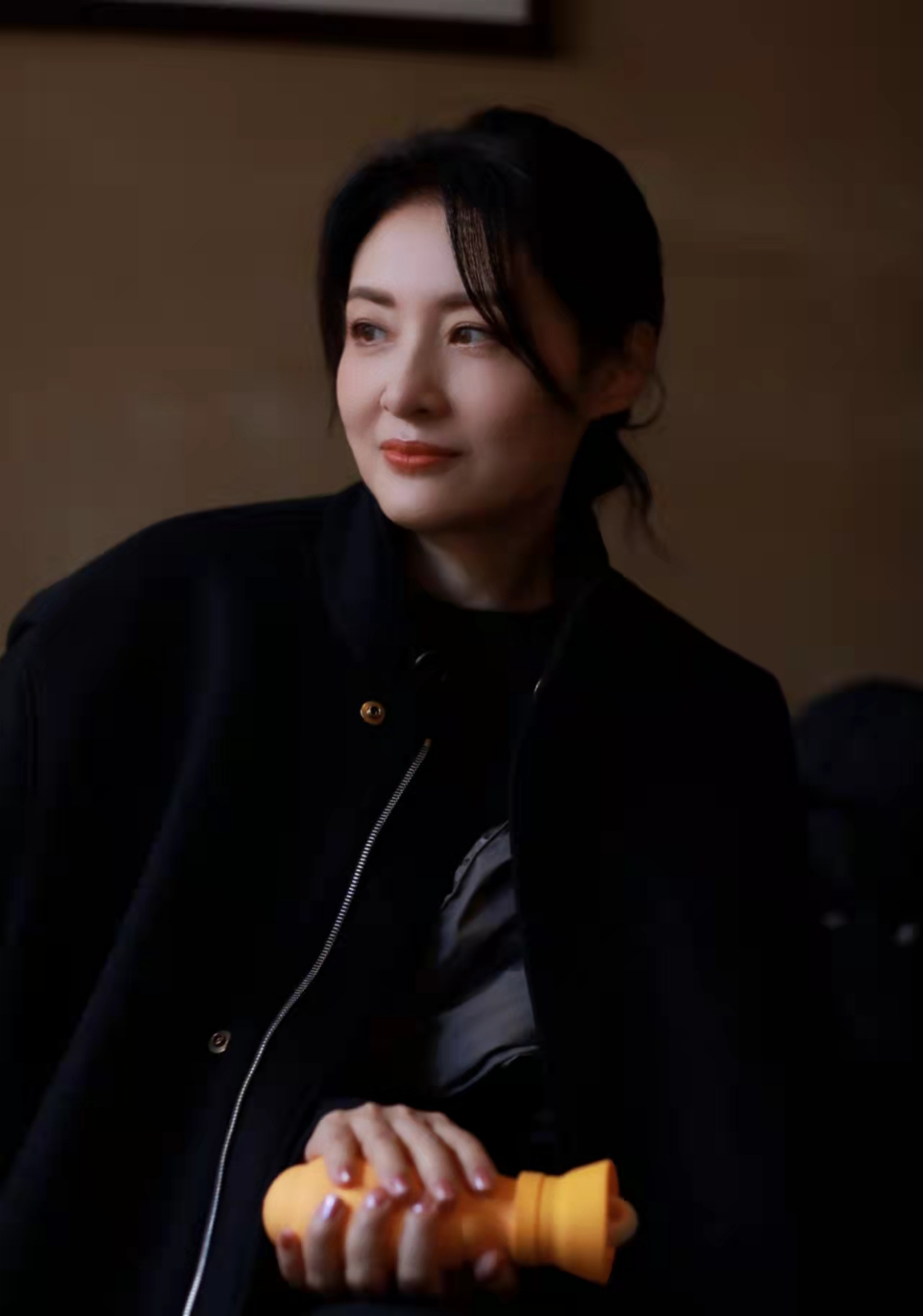 央视美女记者庄晓莹引热议,高颜值又美又飒,入驻视频平台受关注