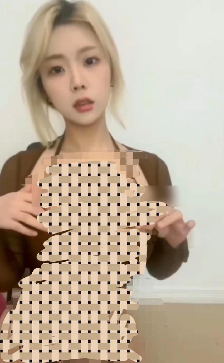 瘦到没朋友!抖音小野猫身材秀成网红,赚翻百万年薪