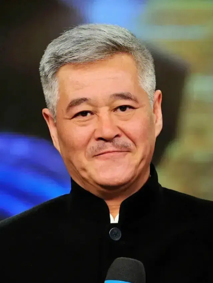 "赵本山徒弟"吴云飞:投资战狼,入股宾利,演戏只是他的爱好