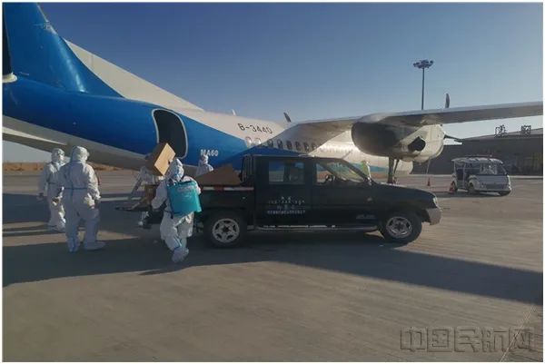 "疫"路同心 额济纳旗机场抗疫的那些人,那些事