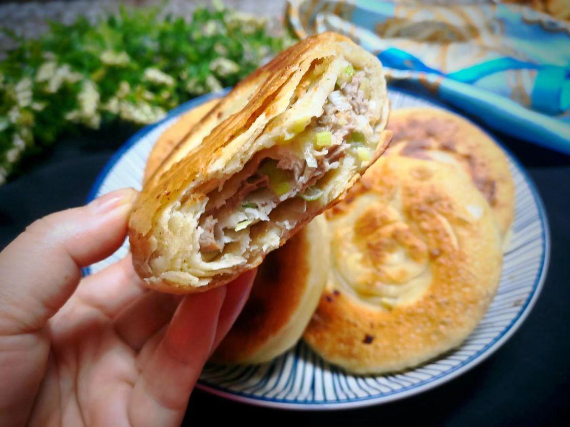 5元一个香酥牛肉饼,教你在家做,有技巧无难度,层次多又酥脆!