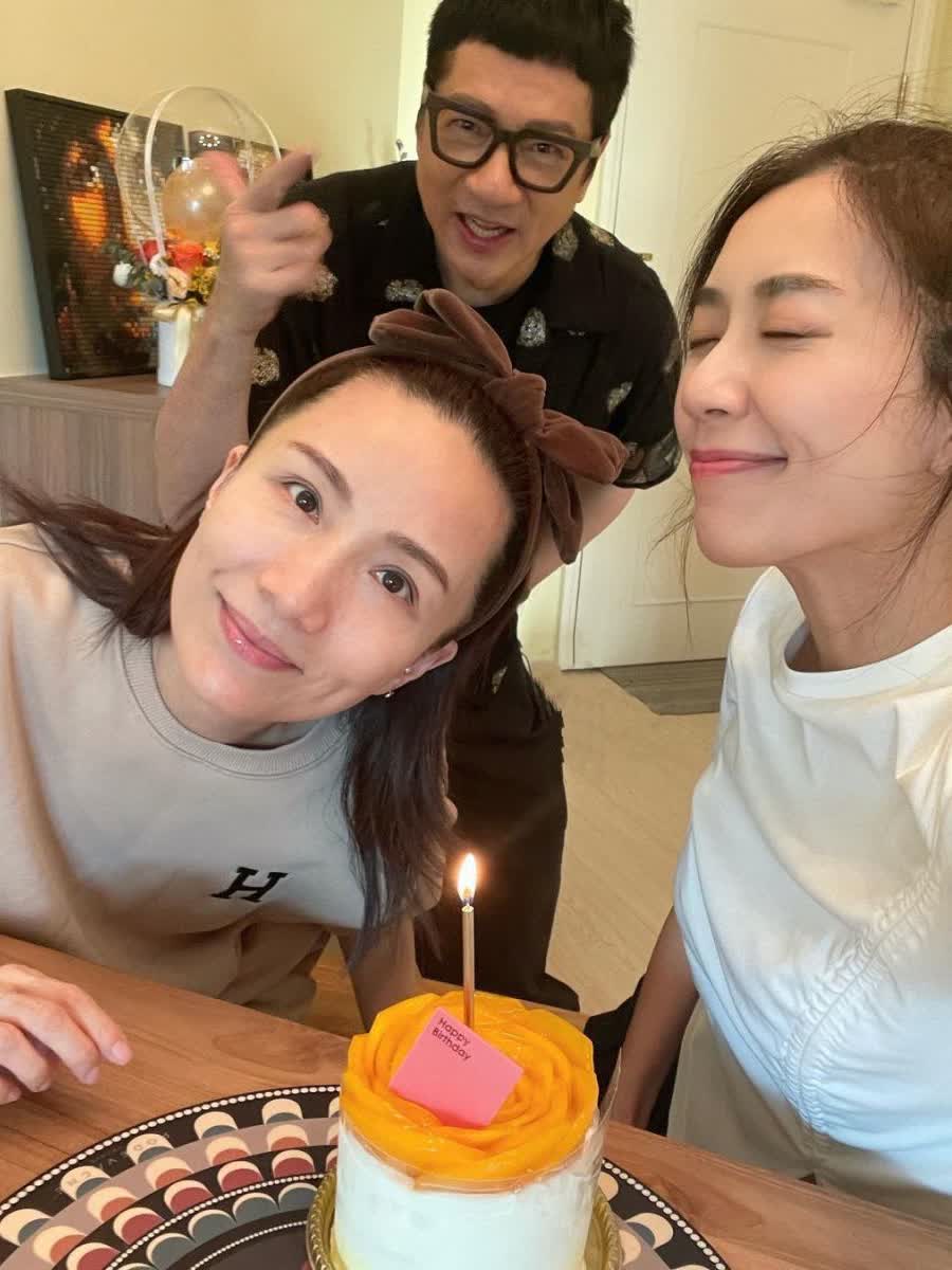 黄智雯为胡蓓蔚庆生单立文乱入合影 低调成为人妻继续拍戏