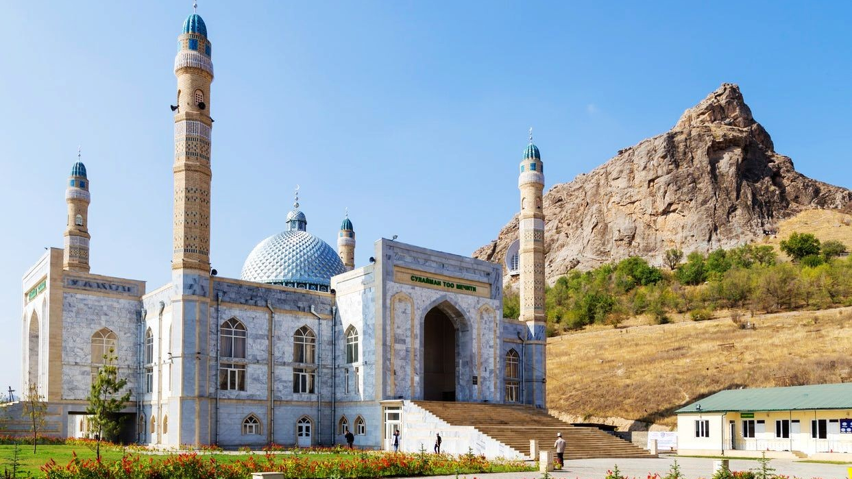 回顾中亚五国齐聚西安想要突破地域限制为何偏偏选择中国