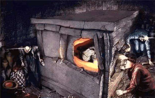 他是首个盗走清朝瑾妃墓的人,仅凭2个洞,轻松盗走墓中无数宝物