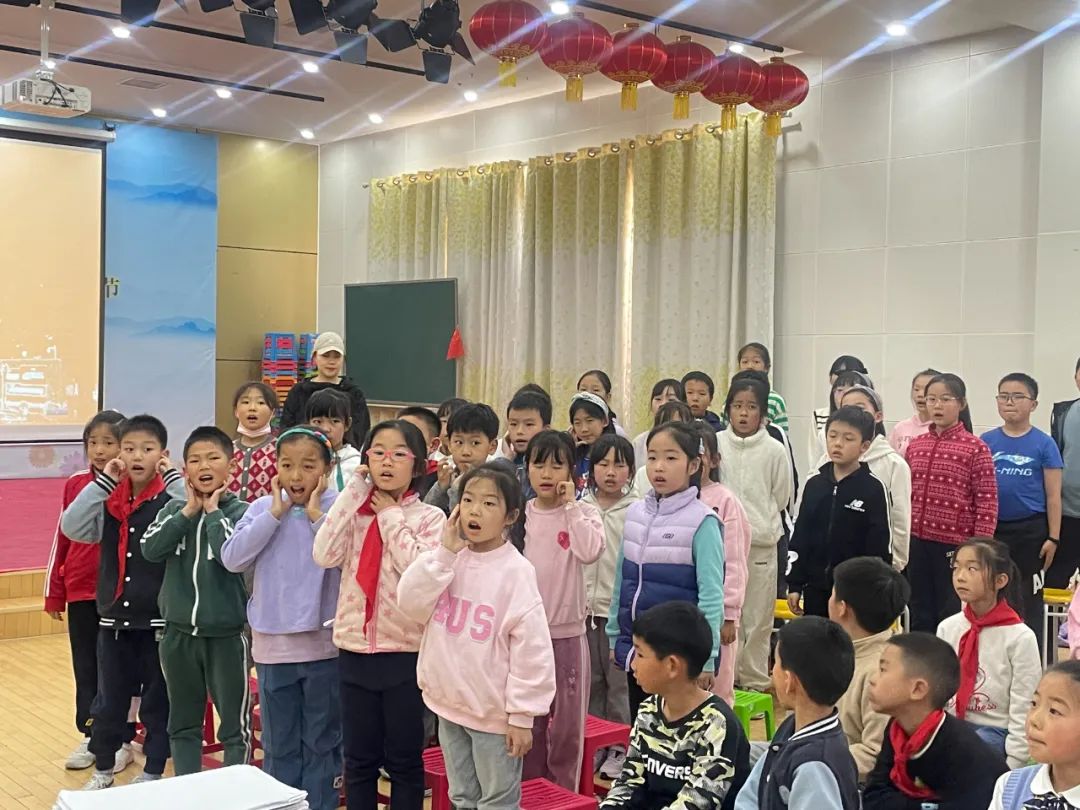 北京市昌平区回龙观中心小学合唱团举行2023年春季学期观摩活动