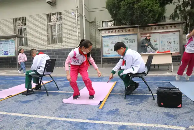 北京市通州区运河小学第三十一届春季田径运动会隆重开幕