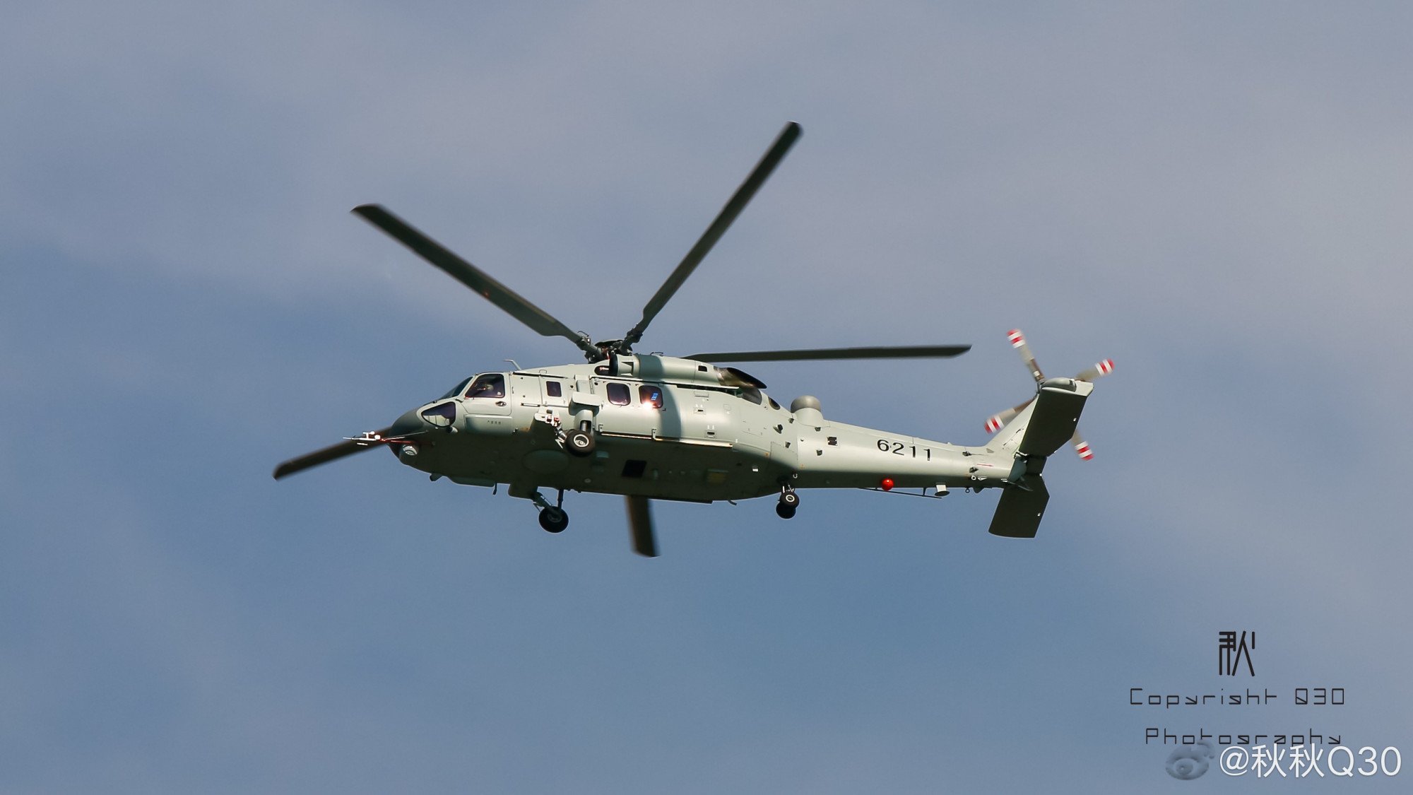 展望:8万吨的003航母服役后,都会搭载哪些舰载机?