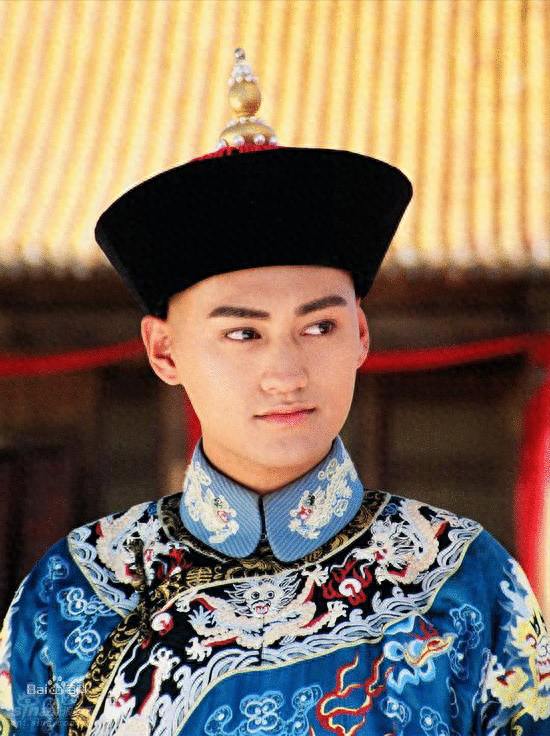 大学士马齐能力强性格刚度过立储风波带领富察家走向辉煌