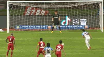 中超第7轮广州城对阵河南嵩山龙门比赛回顾_王上源进球时刻_中超-宋文杰传射吉列尔梅双响 广州城4-1河北