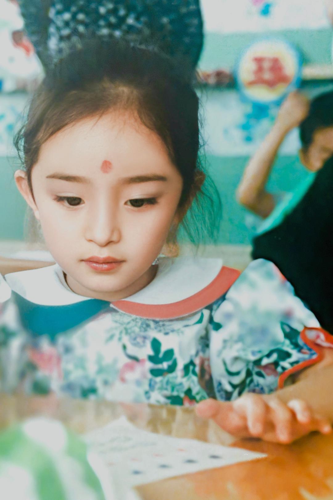 回顾杨幂的跌宕史被嘲讽丑八怪到一线女星她用6句话回怼