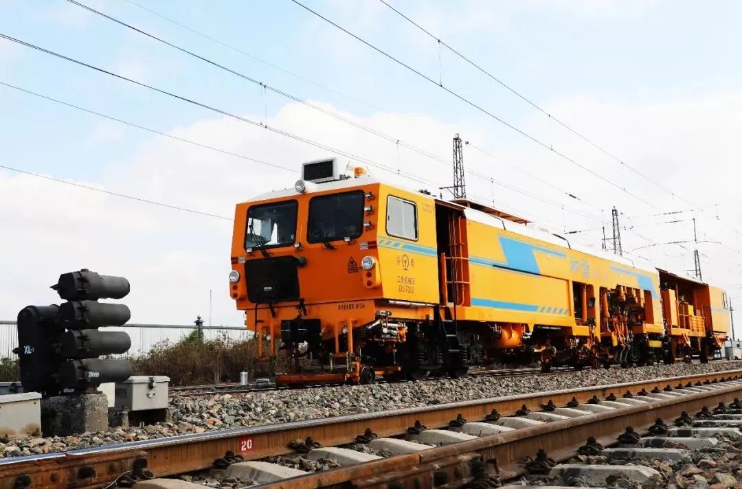 铁路千万级"豪车"到底炫在哪里?