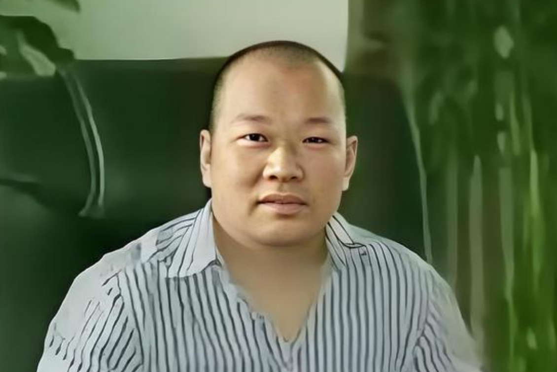 包头首富金利斌:24岁靠摆地摊起家,20年狂赚25亿,44岁选择自杀