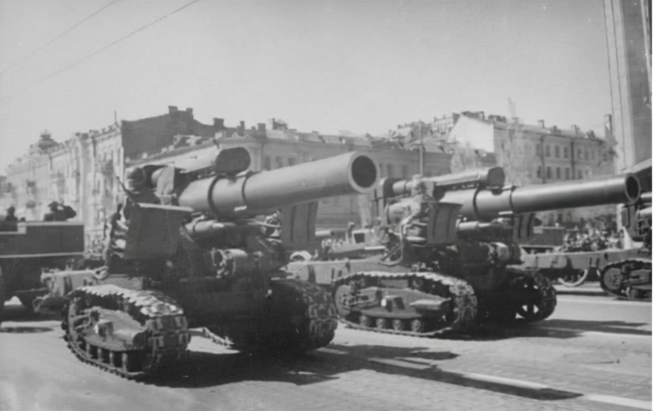 二战火炮之王:苏军的炮火能力到底如何?一轮炮火打得德军胆寒