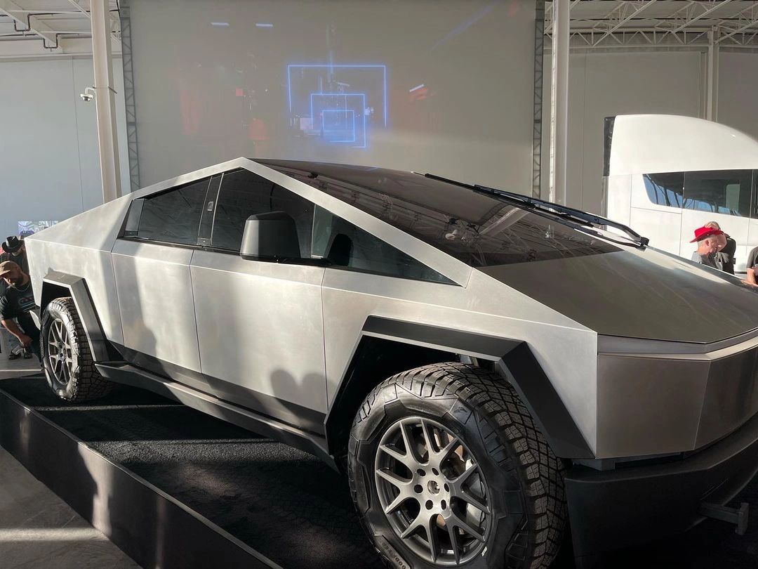 特斯拉计划每年生产37.5万辆cybertruck,将于8月底发布预量产车