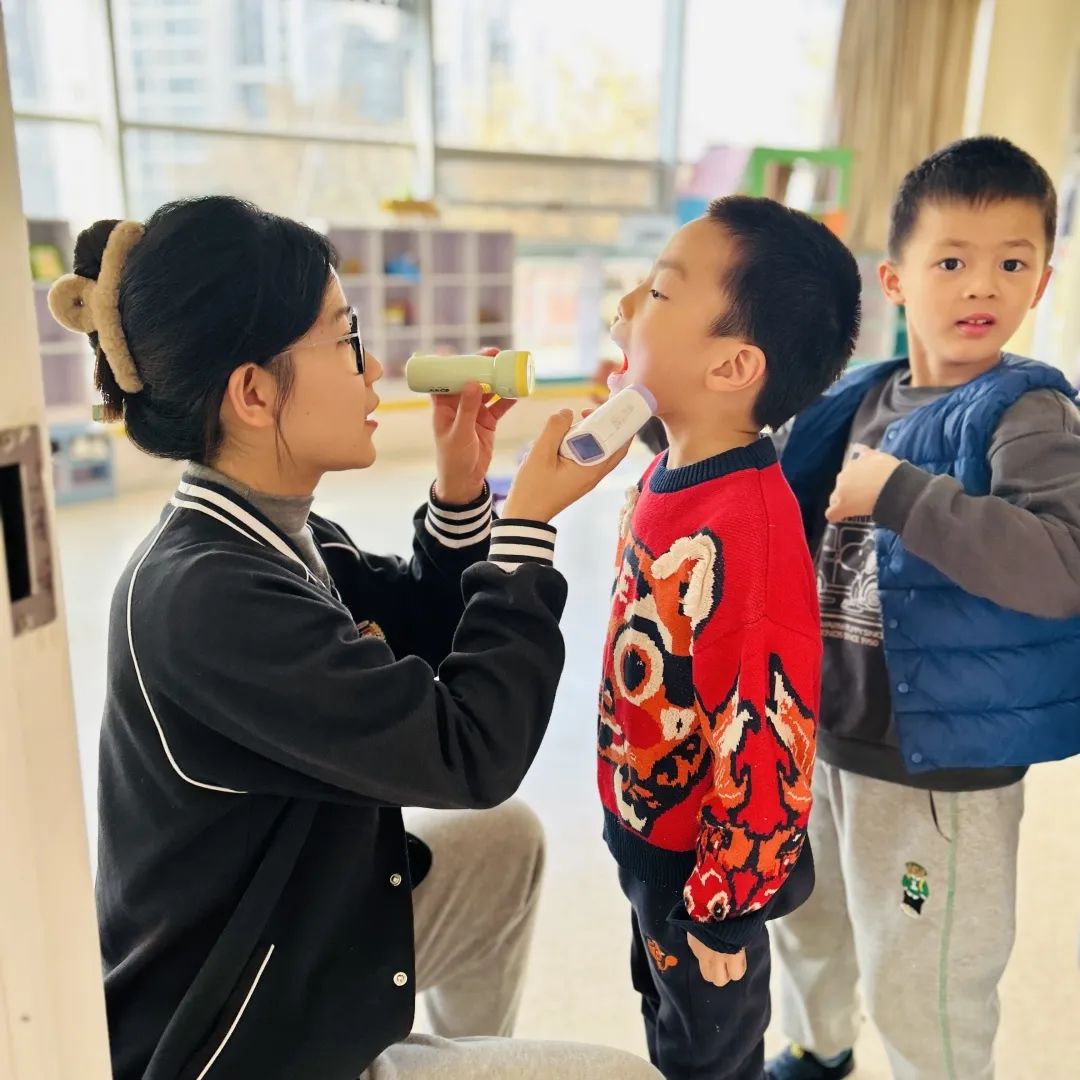 冬日里的小温暖丨智慧熊幼儿园「暖冬」进行时