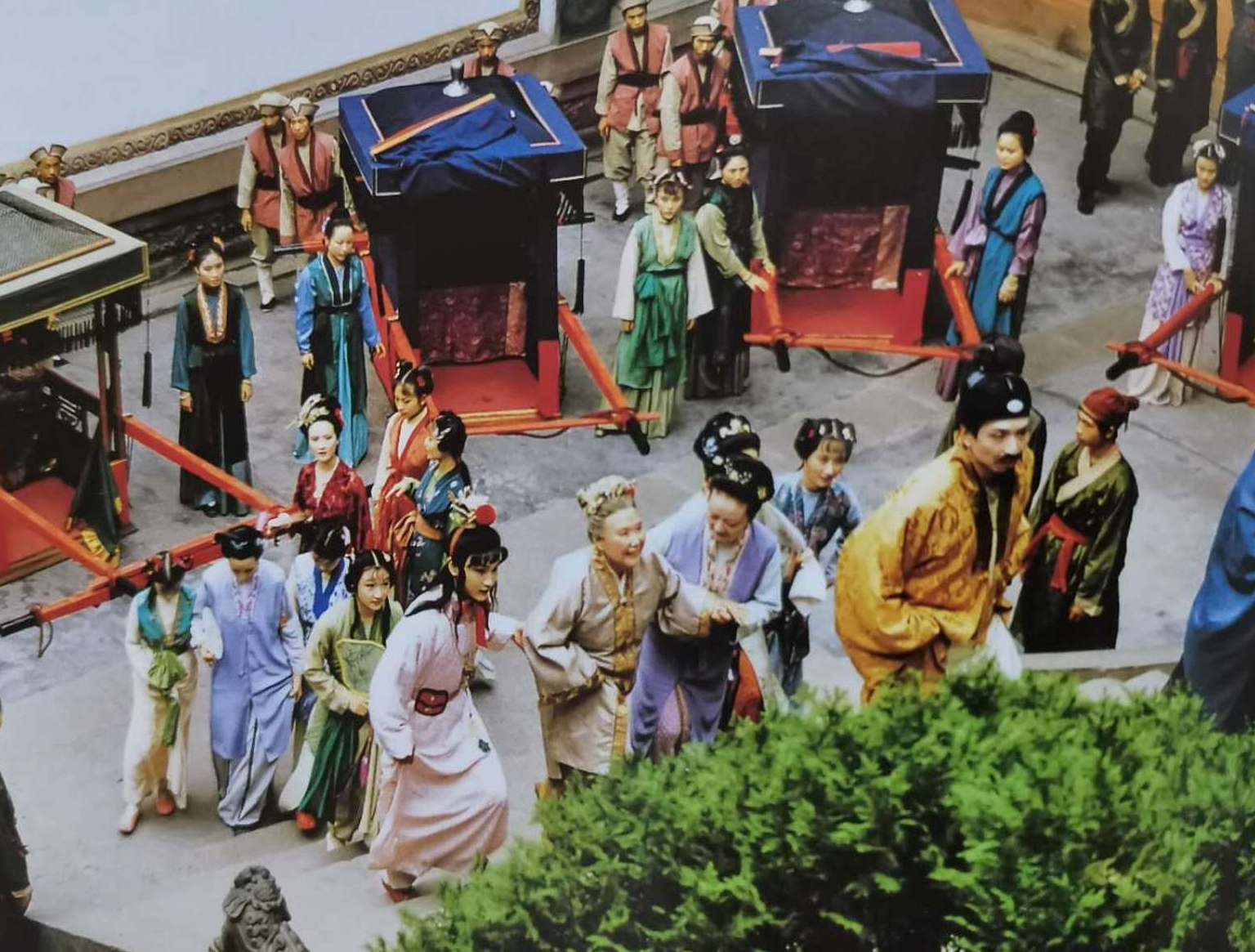 红楼梦:尤氏真不知道贾母去清虚观打醮吗?贾母出行有多豪?