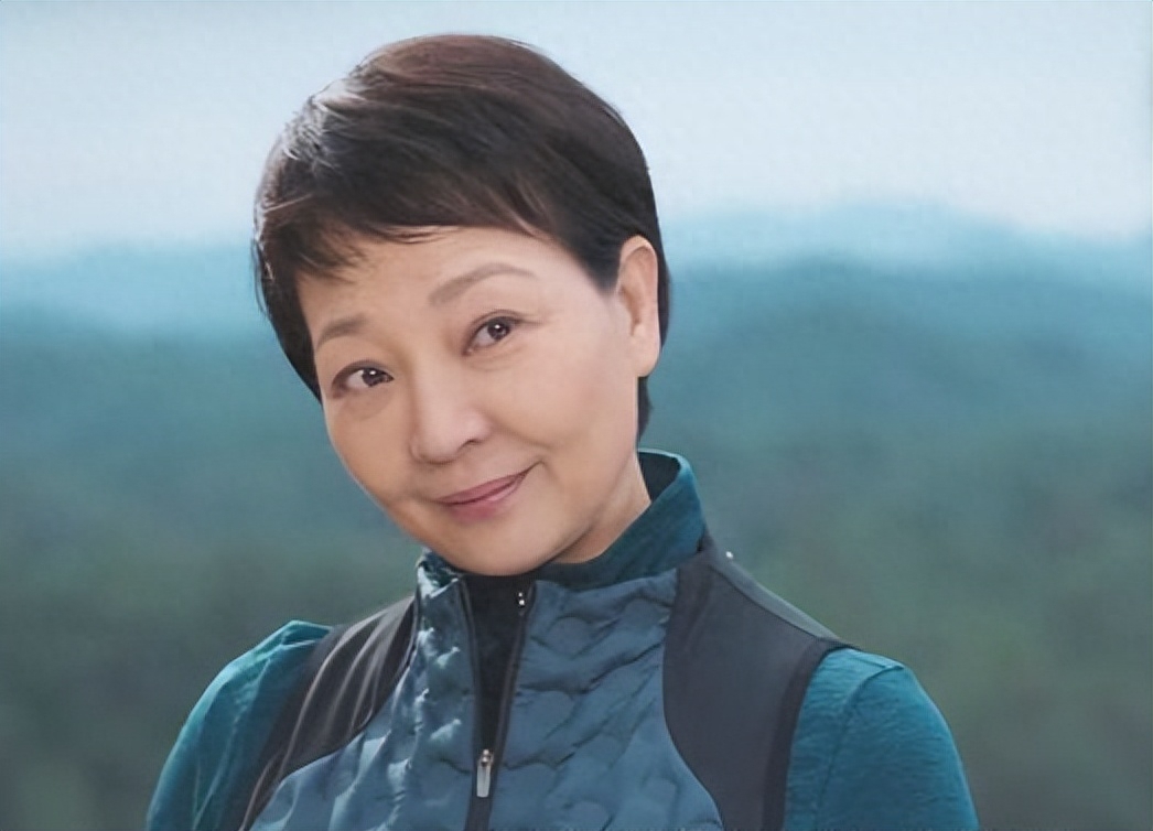 回顾演员马羚:歌唱家父亲早逝,她隐忍7年后离婚,后来过得如何
