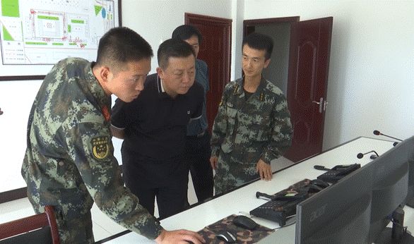 瓜州县委常委,政法委书记陈玮深入消防大队,武警中队调研工作