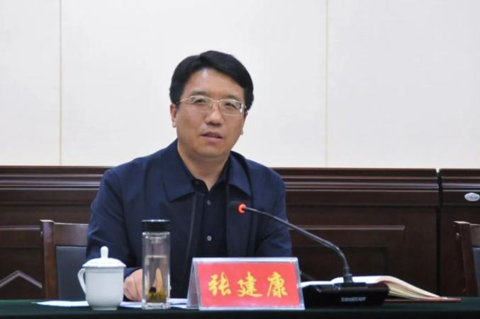 张建康在城区法院调研