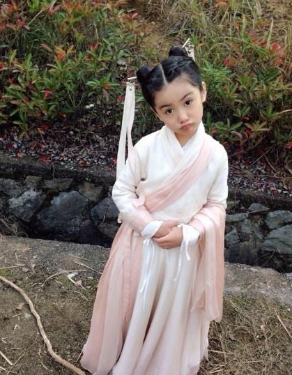 回顾这些00后小戏骨实力不输当红演员最小的10岁最大也才17岁