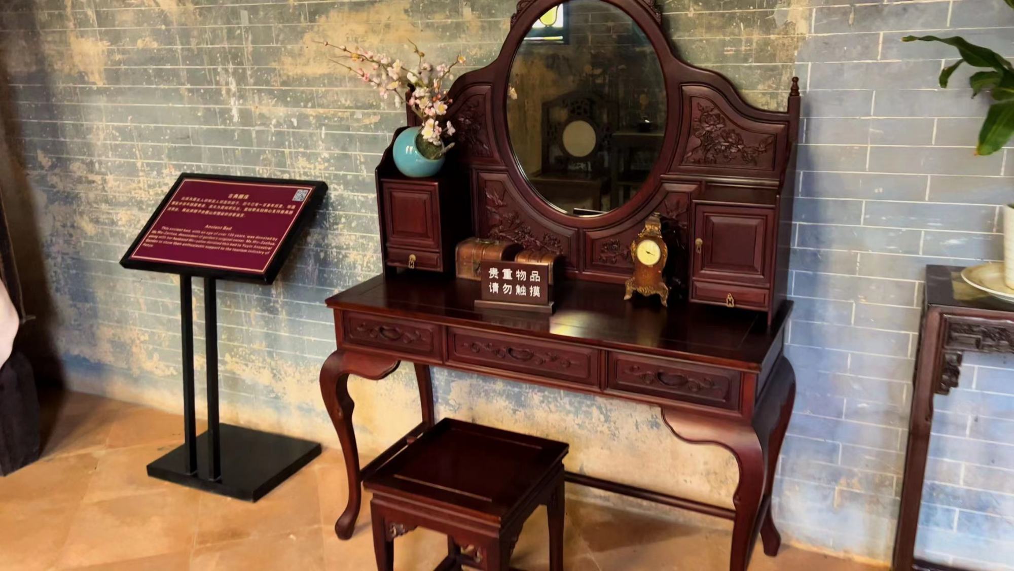 探访古代女子闺房,原来小姐和丫鬟差别这么大,令人惊叹