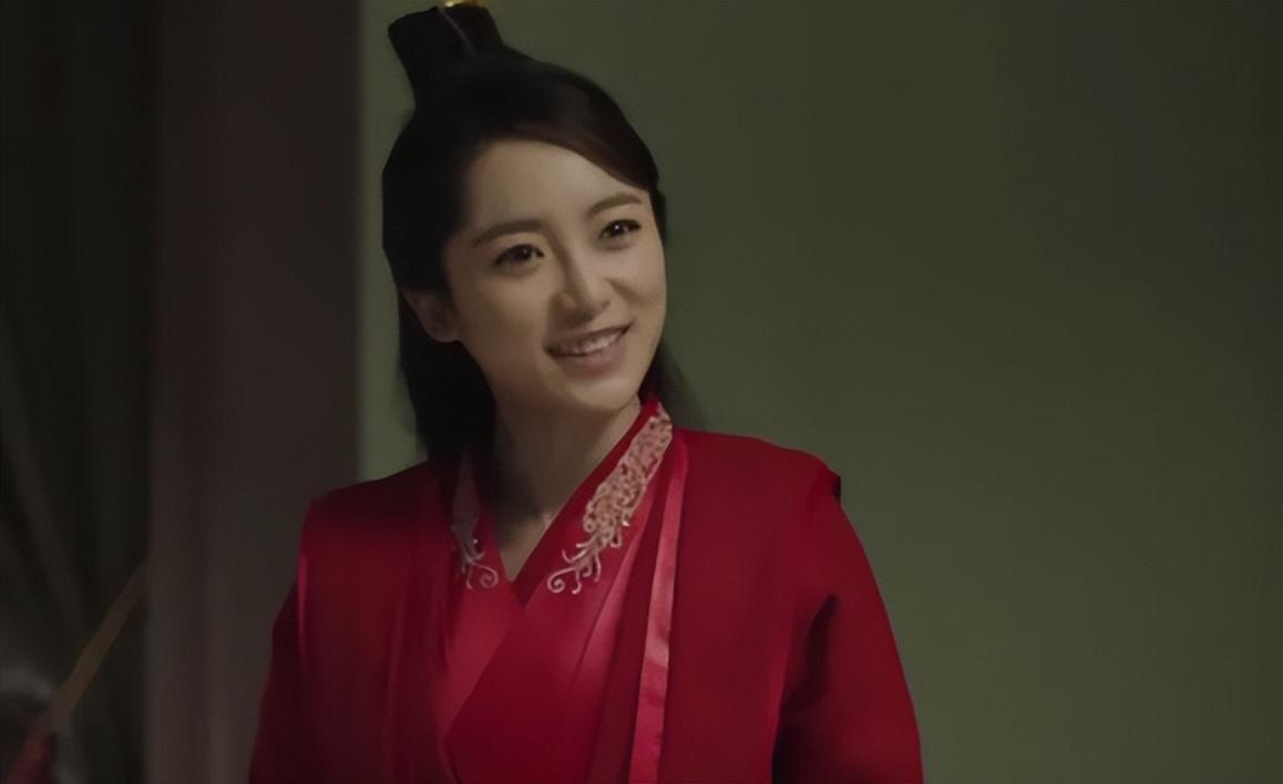 而且也是让人有所不理解,因为首先对于韩玖诺刻画的叶灵儿早已深入