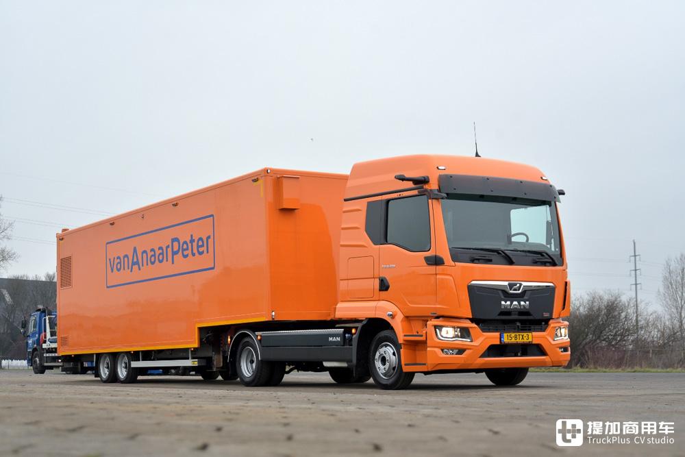 轻卡改装半挂车,还带电子后视镜?曼恩tgl改装的轻型半挂车实拍