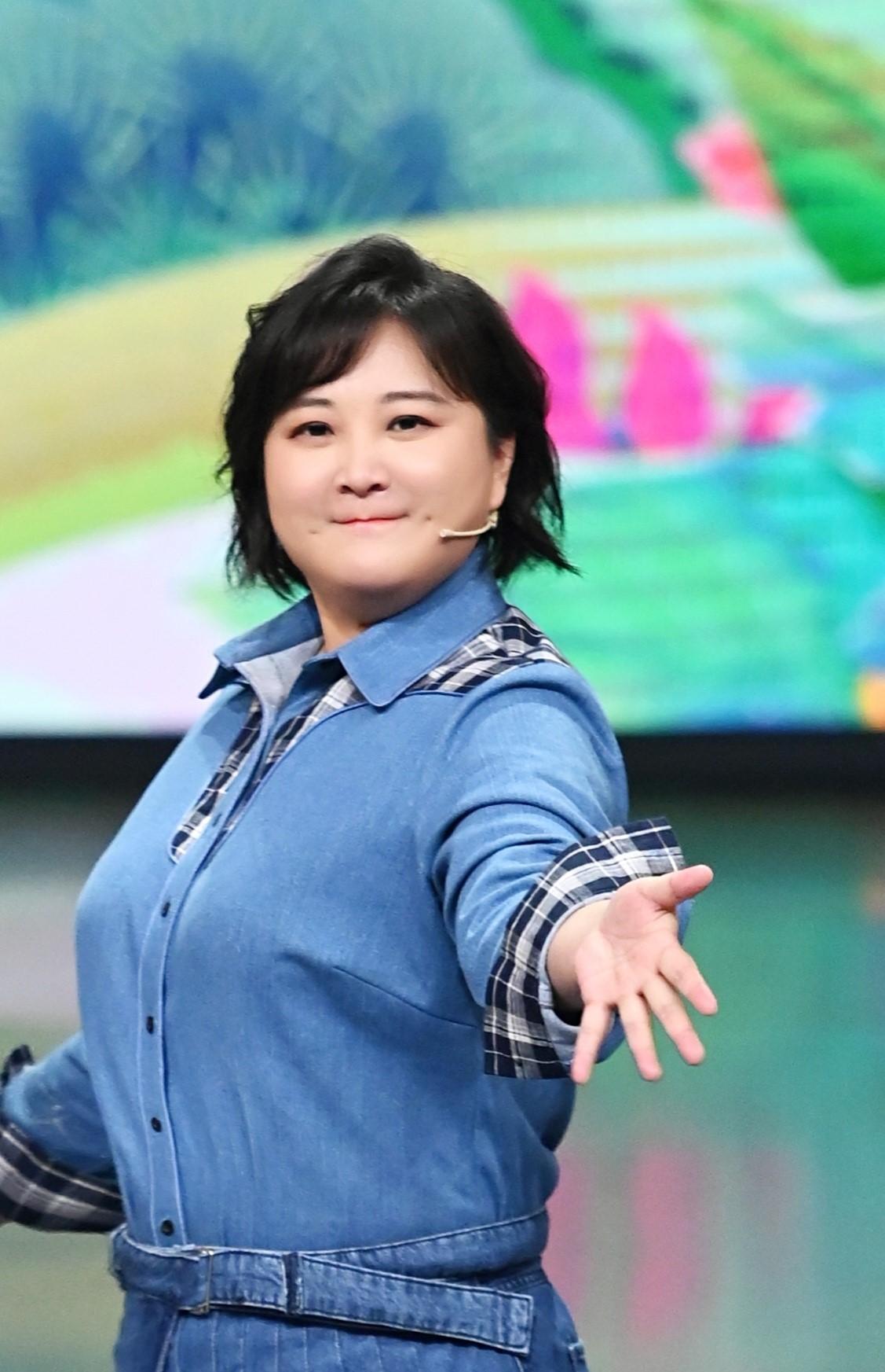 这一次暴瘦50斤后闯荡好莱坞的贾玲撕开了沈腾的尴尬处境
