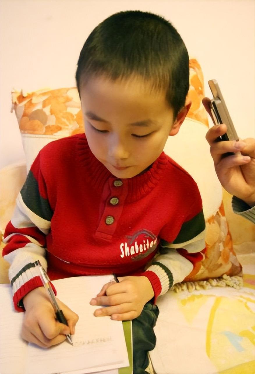 纪实辽宁一儿童出生三年不说话一开口就吓得父母连夜搬家