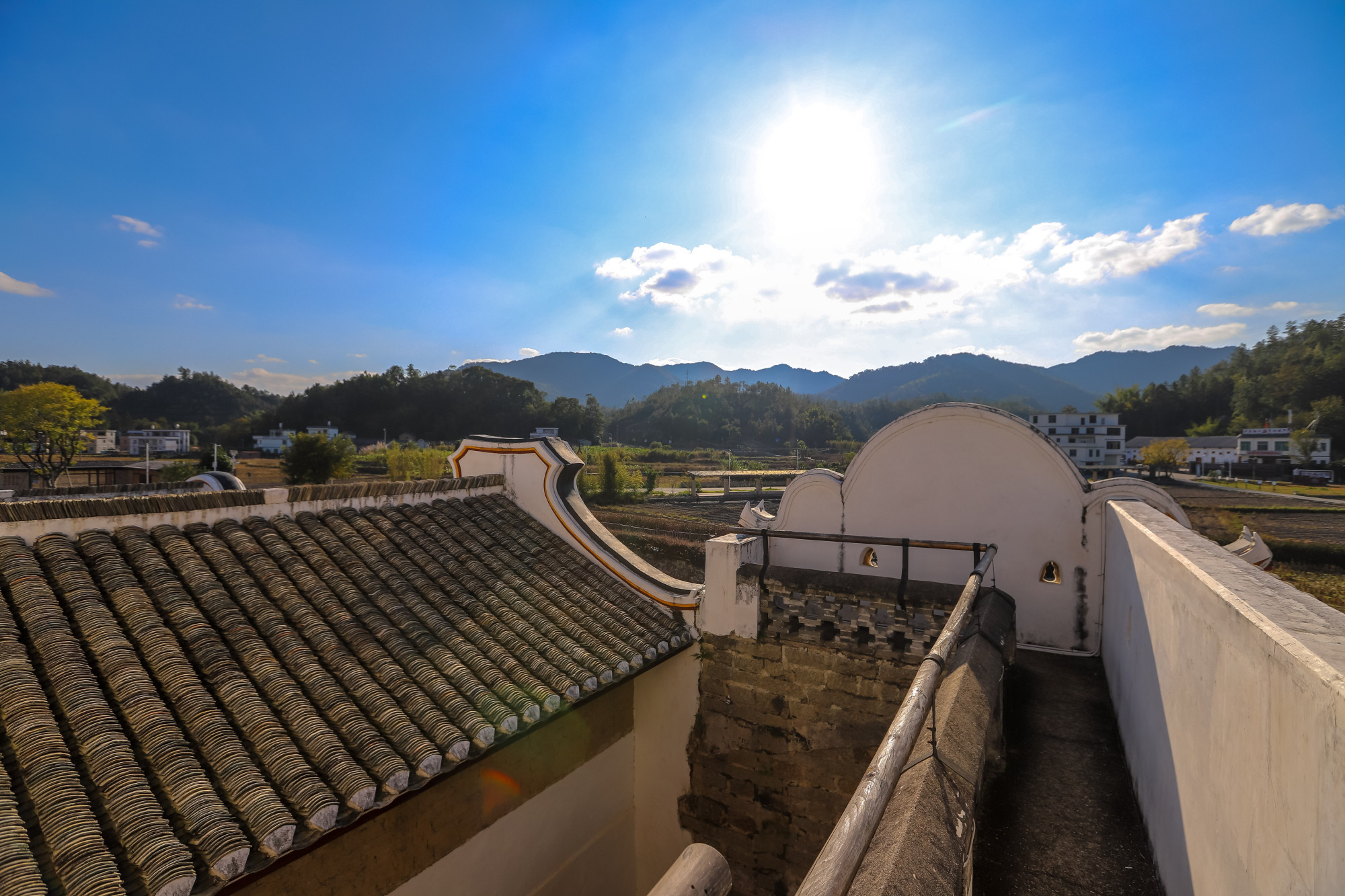 河源版"开平碉楼",仙坑村客家方形围屋,你见过吗?